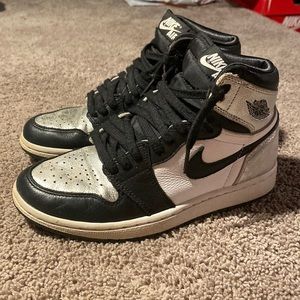 Jordan 1 Retro High silver toe